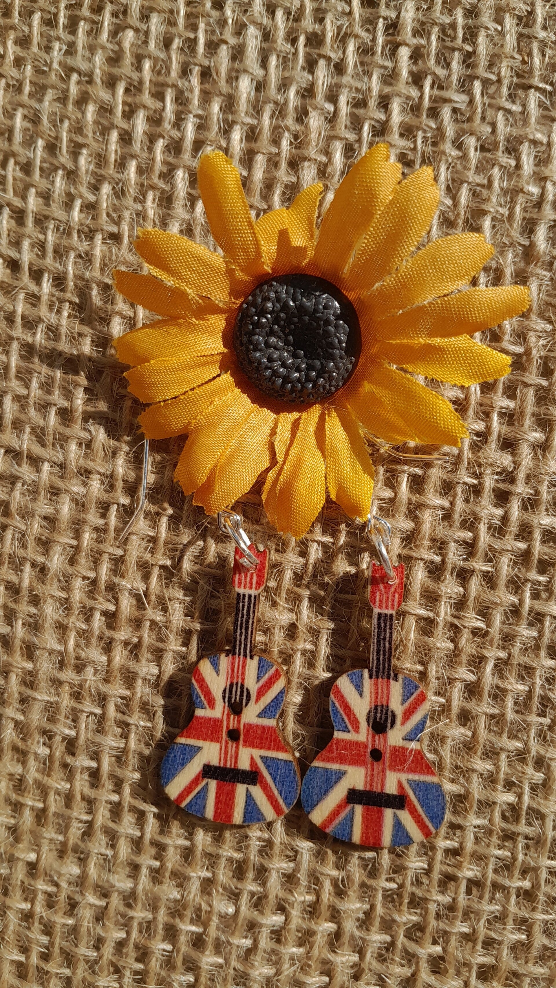 Boucles d'oreilles drapeau anglais en bois