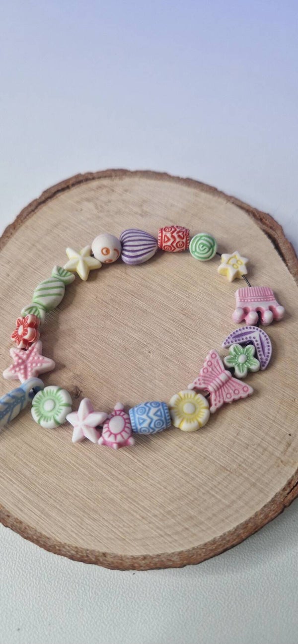 Rainbow R – Handmade Elastic Bracelet for Girls with Colorful Beads, Heart & Initial R