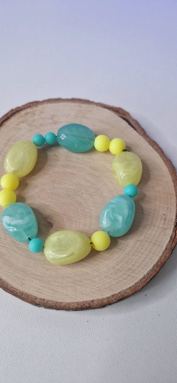 Summer Elastic Bracelet with Yellow & Green Beads – Handmade