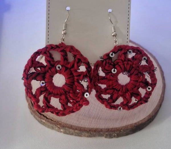 Raella – Handgefertigte rot-schwarze Ohrringe Handmade Red & Black Earrings