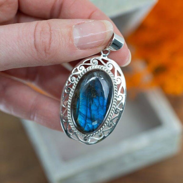 Edelsteen Hanger Labradoriet 925 Zilver “Jira”