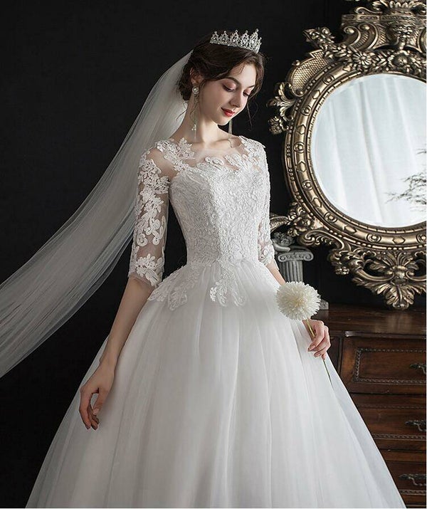 BR001 SPIEGELTJE SPIEGELTJE AAN DE WAND