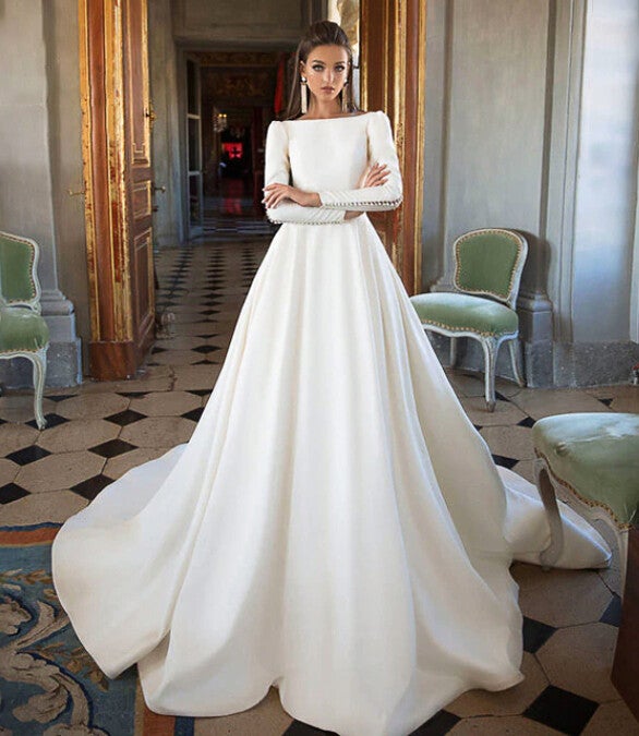 BC026 Bruidsjurk met een lage rug