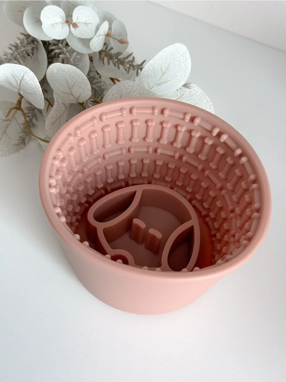 slowfeeder potje hond