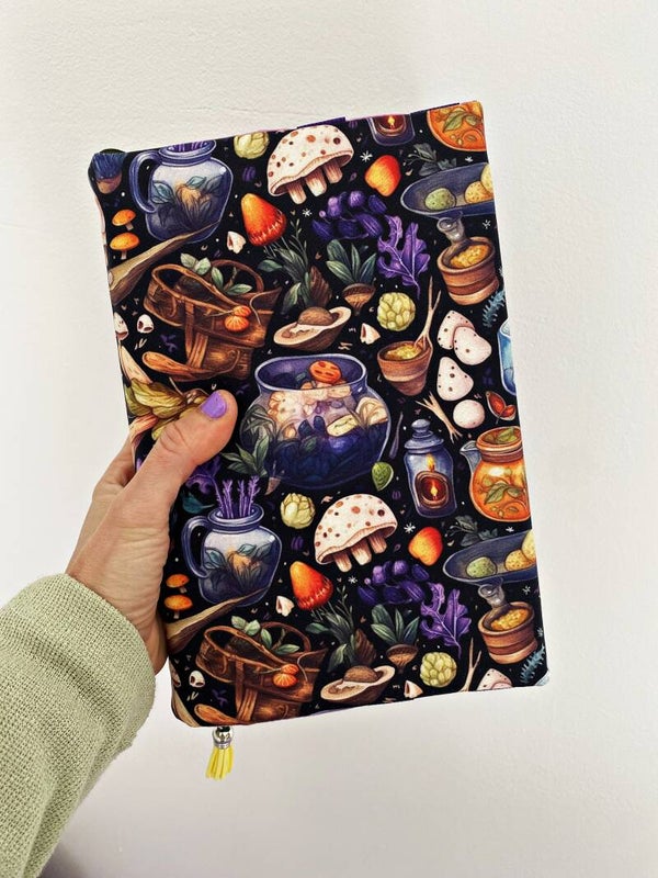 WITCHY KITCHEN AJUSTABLE