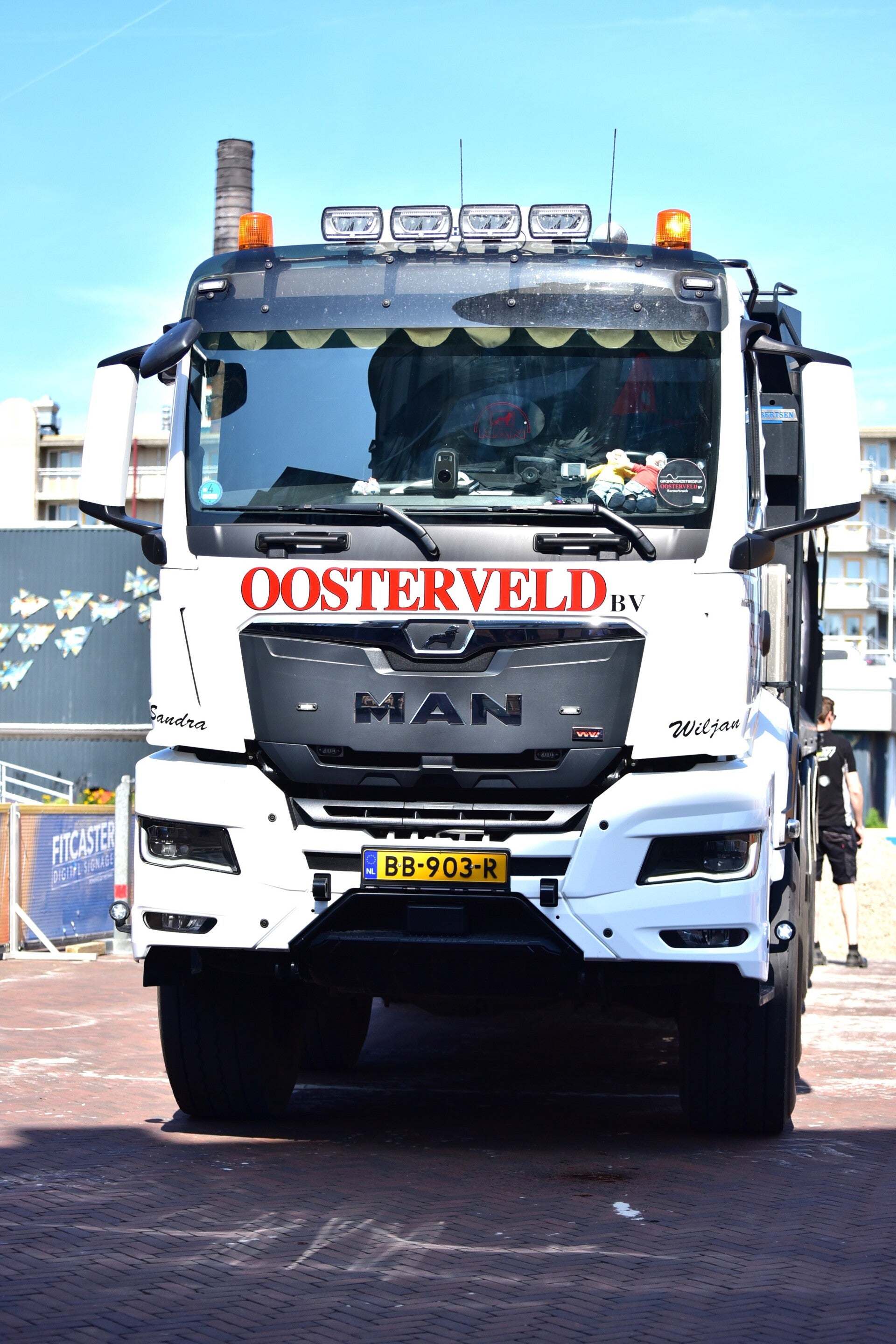 jwc_3986-standard-1hnmcf.jpg