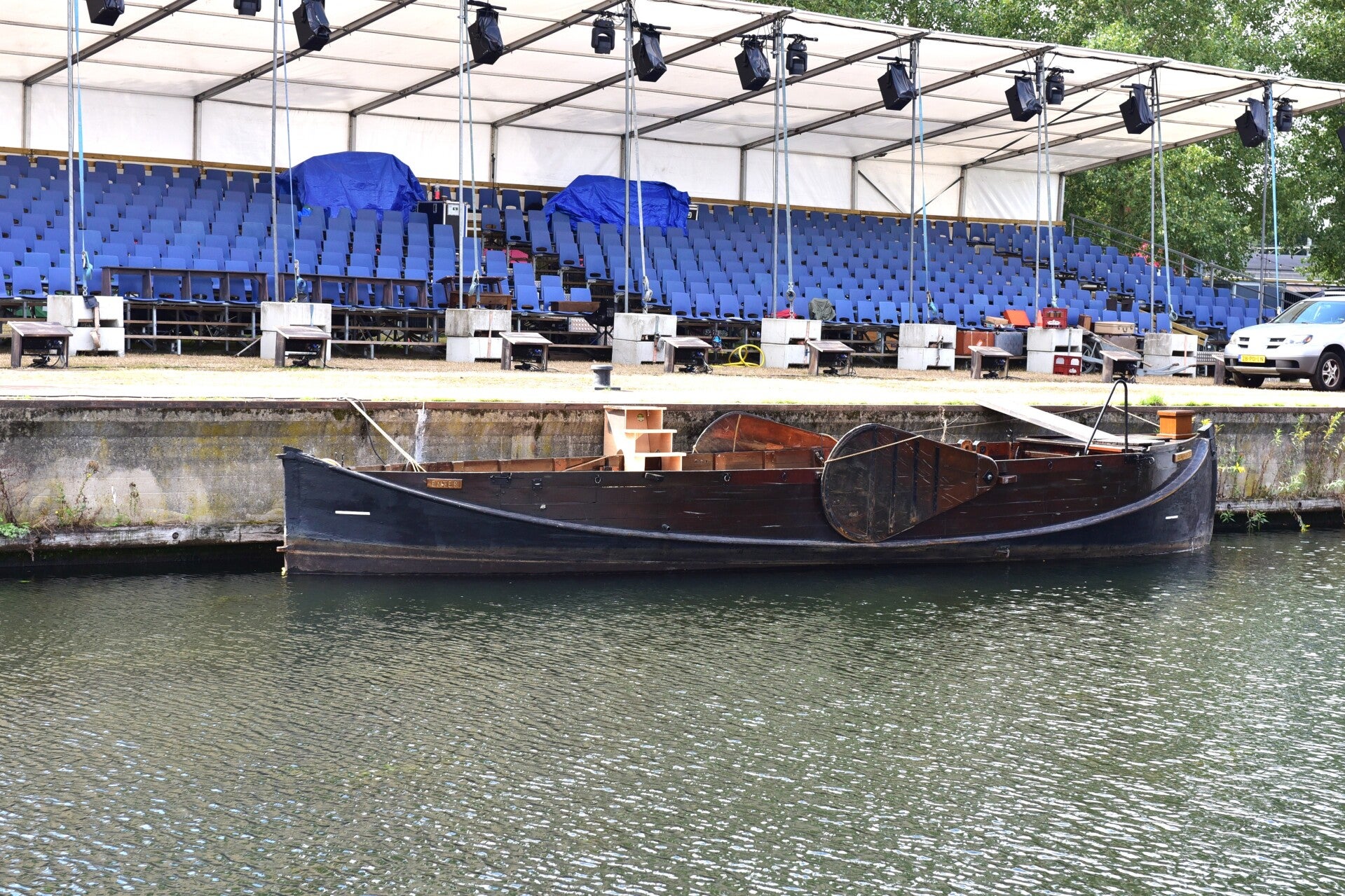 jwc_8195-standard-8oystk.jpg