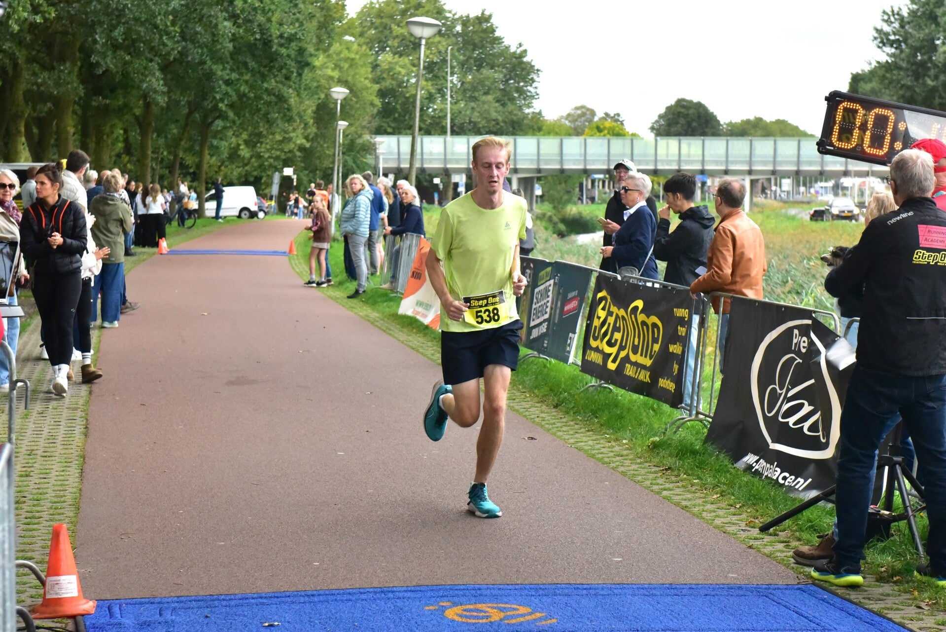 wee_0519-standard.jpg