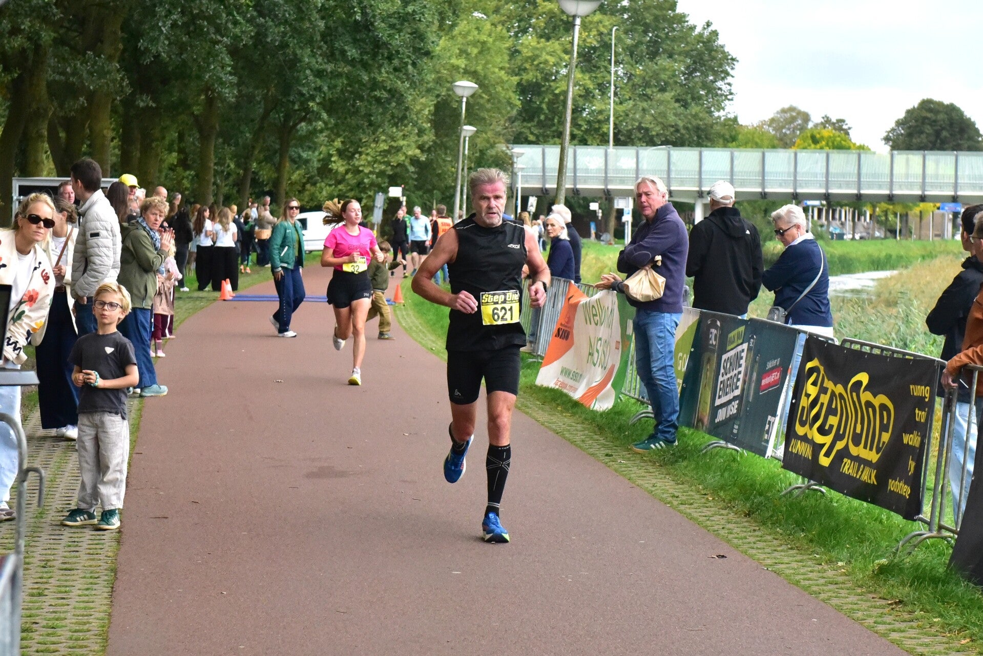 wee_0547-standard.jpg