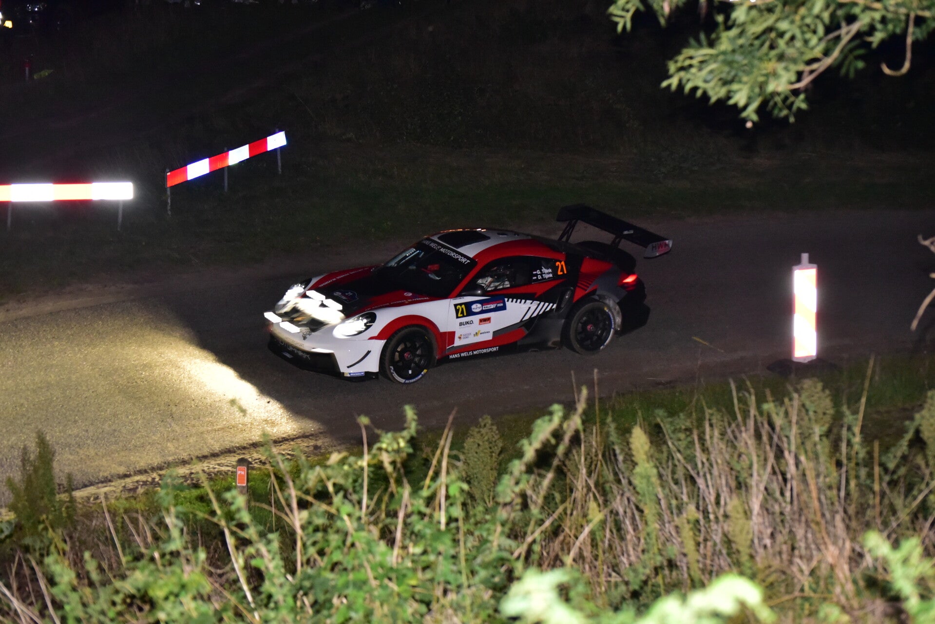 wee_9199-standard.jpg