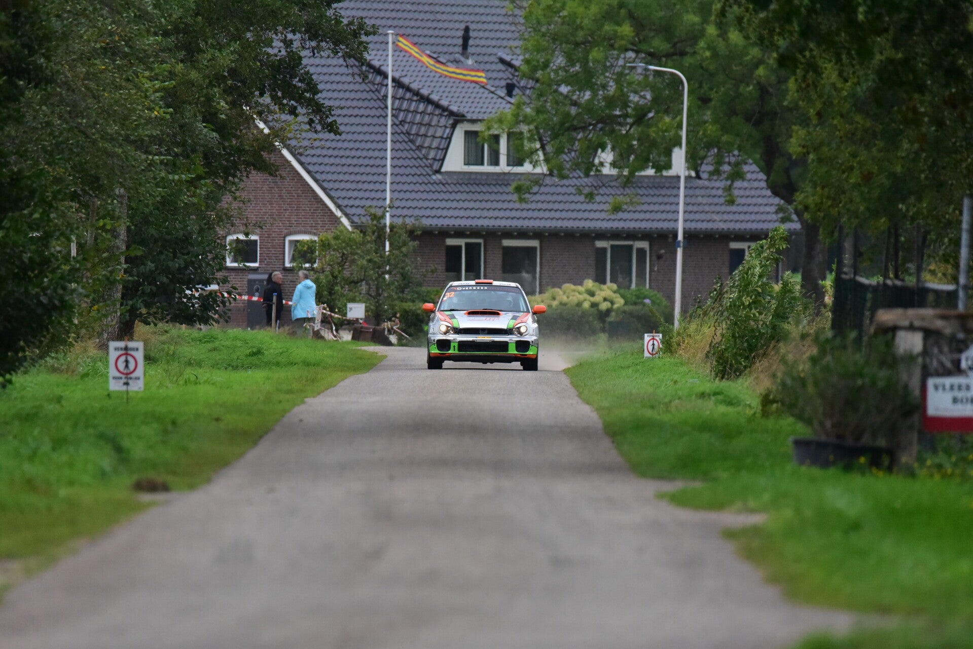 wee_9533-standard.jpg