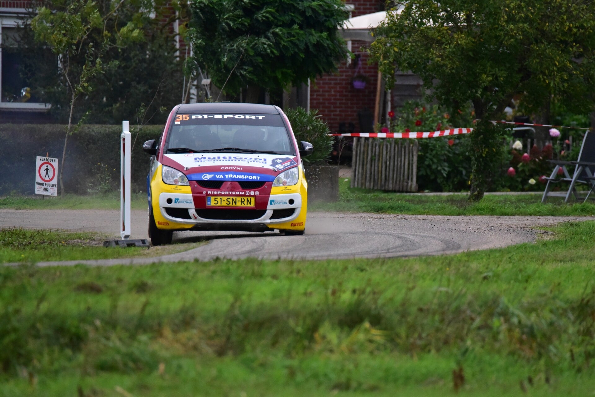 wee_9590-standard.jpg