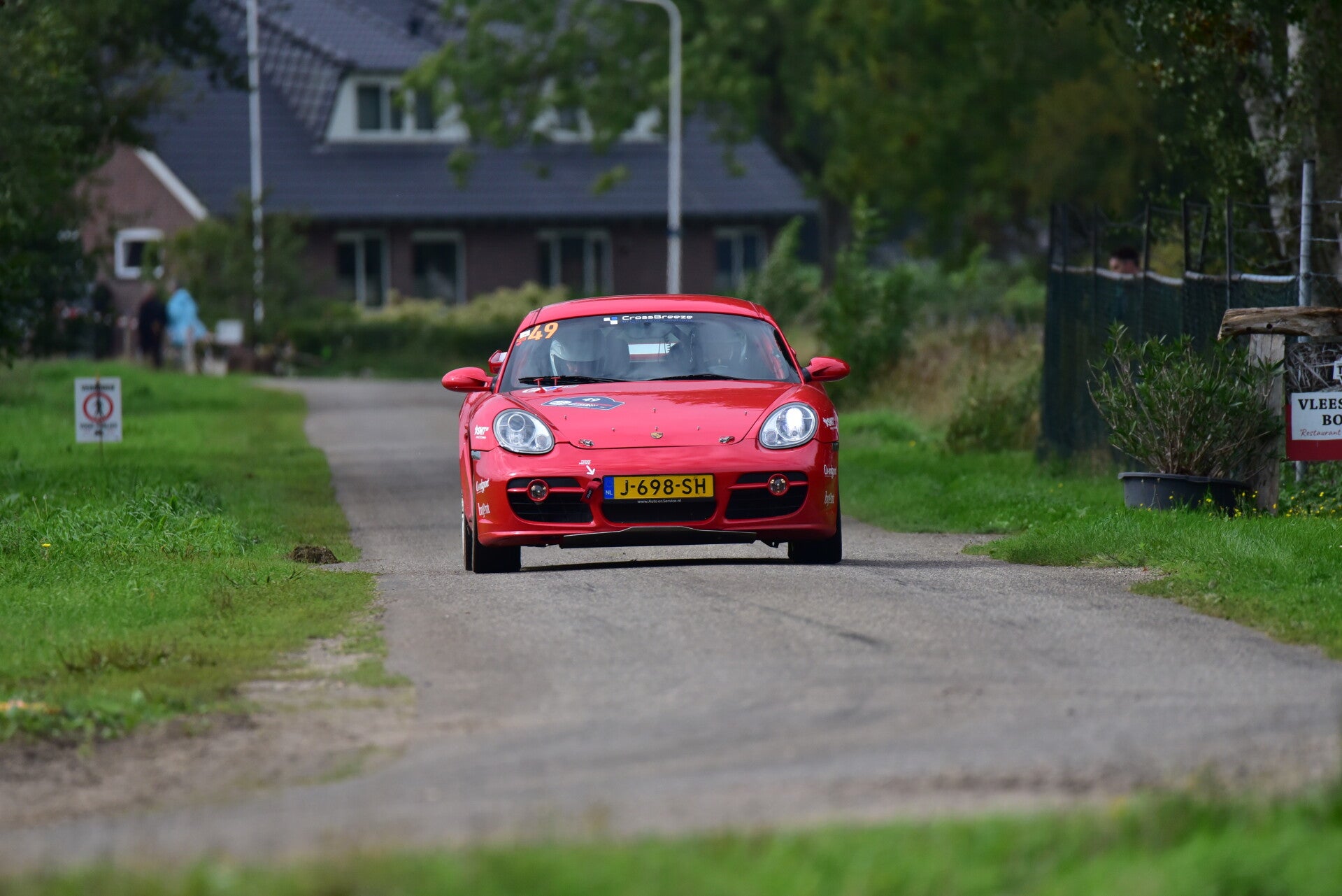 wee_9716-standard.jpg