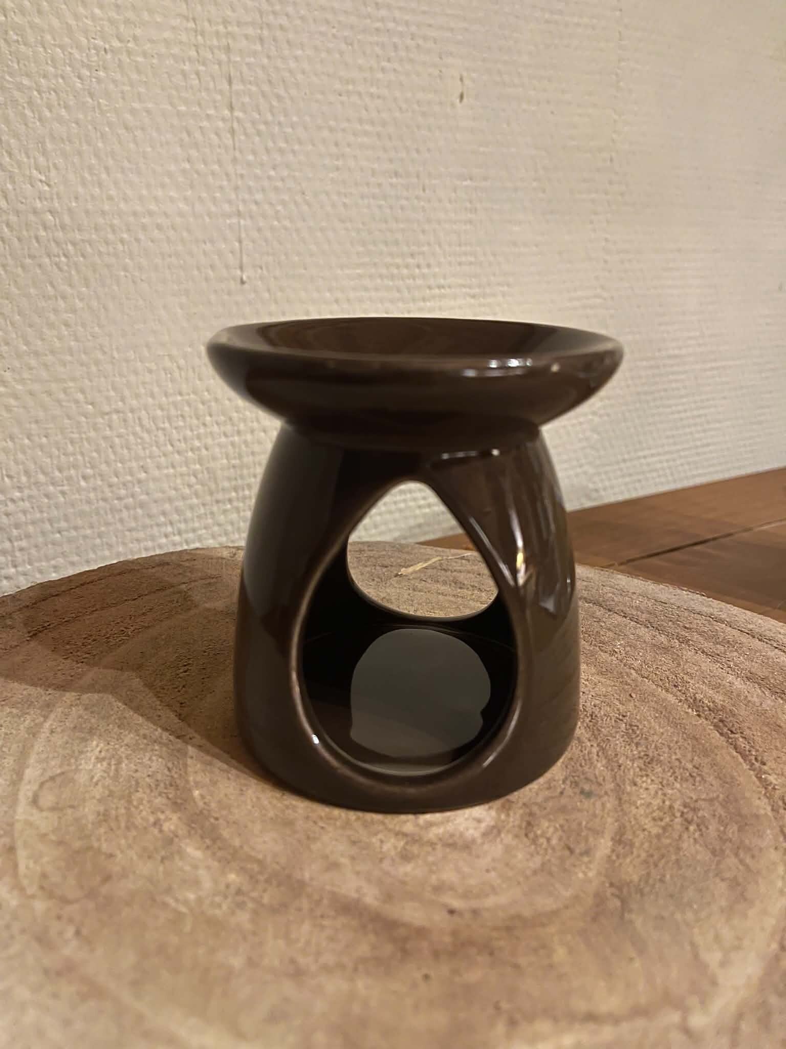 Brûleur marron foncé