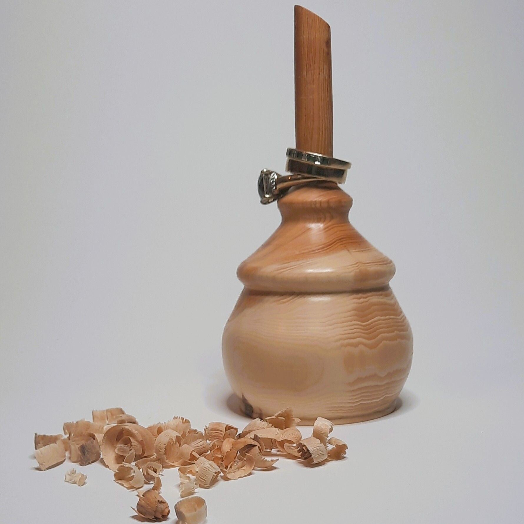 Ring Holder 1