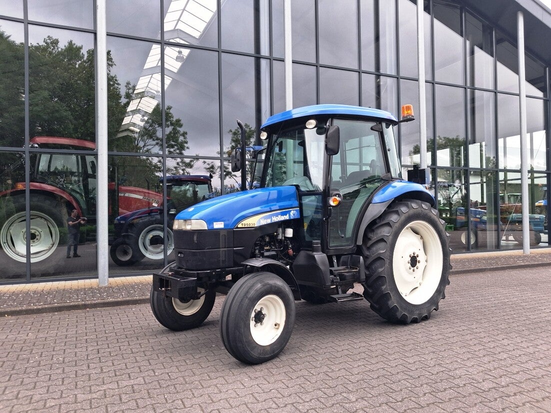 New Holland TD5030 2-wd