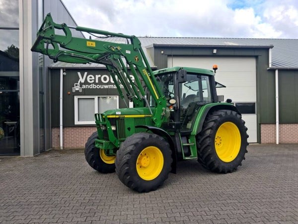 John Deere 6110 + frontlader