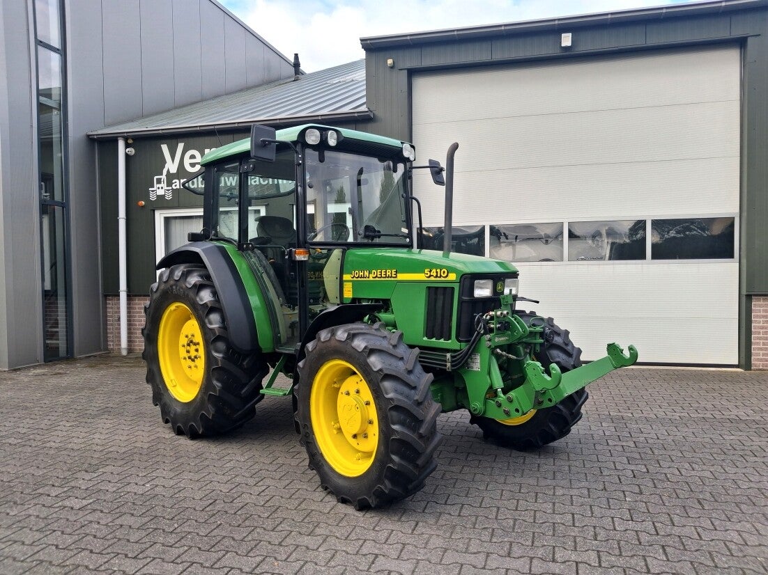 John Deere 5410 + fronthef