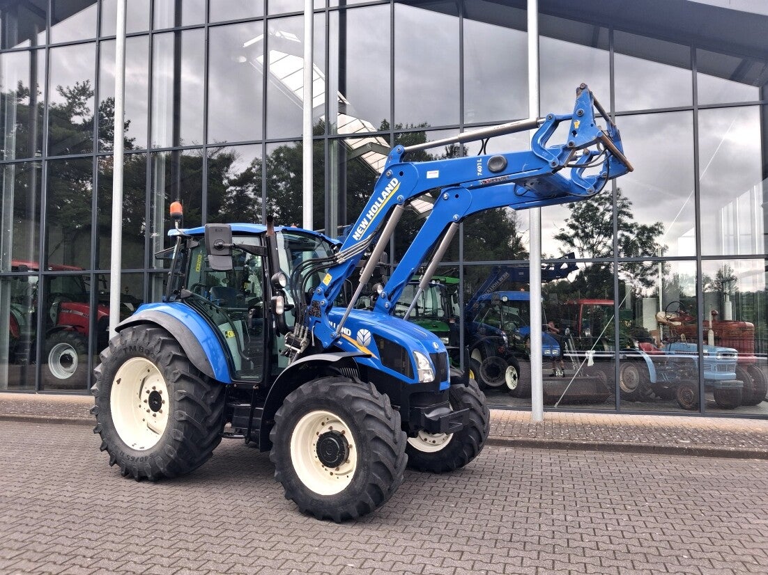 New Holland T5.95 + frontlader