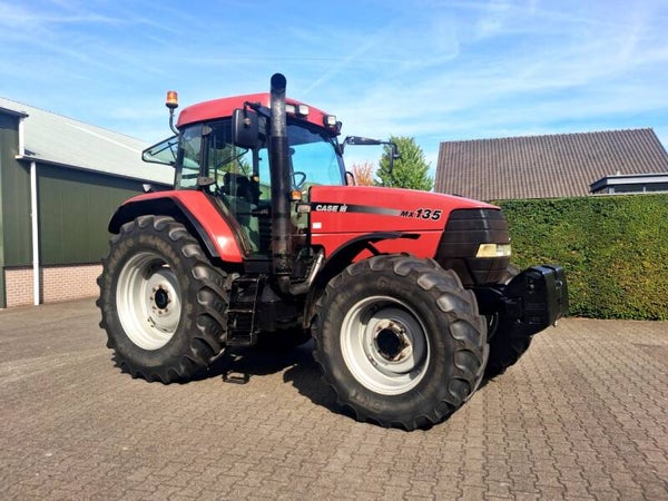 Case-IH MX135