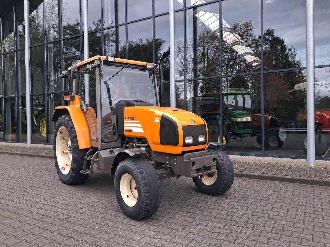 Renault Ceres 320X