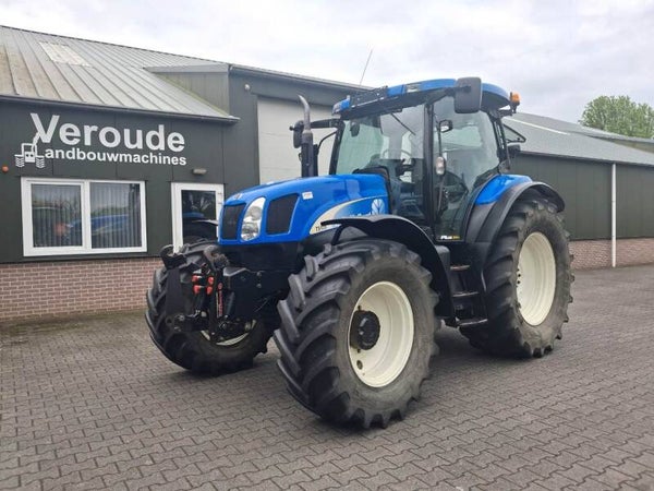 New Holland TSA 135 met Luchtremmen