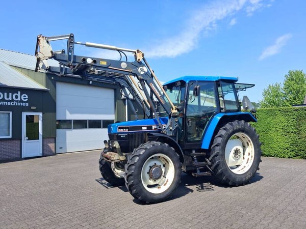 Ford / New Holland  6640 SLE + frontlader