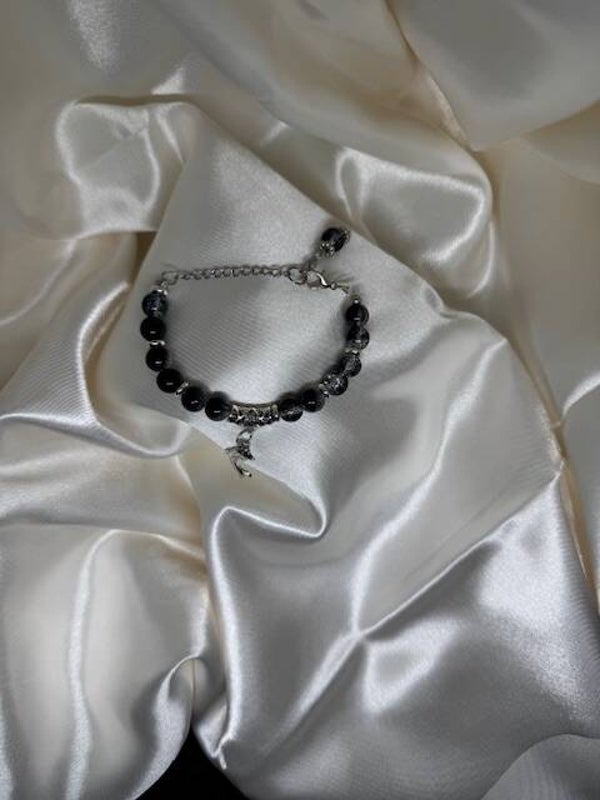 Schwarzes Perlenarmband mit Halbmond-Anhänger 🌙✨6616