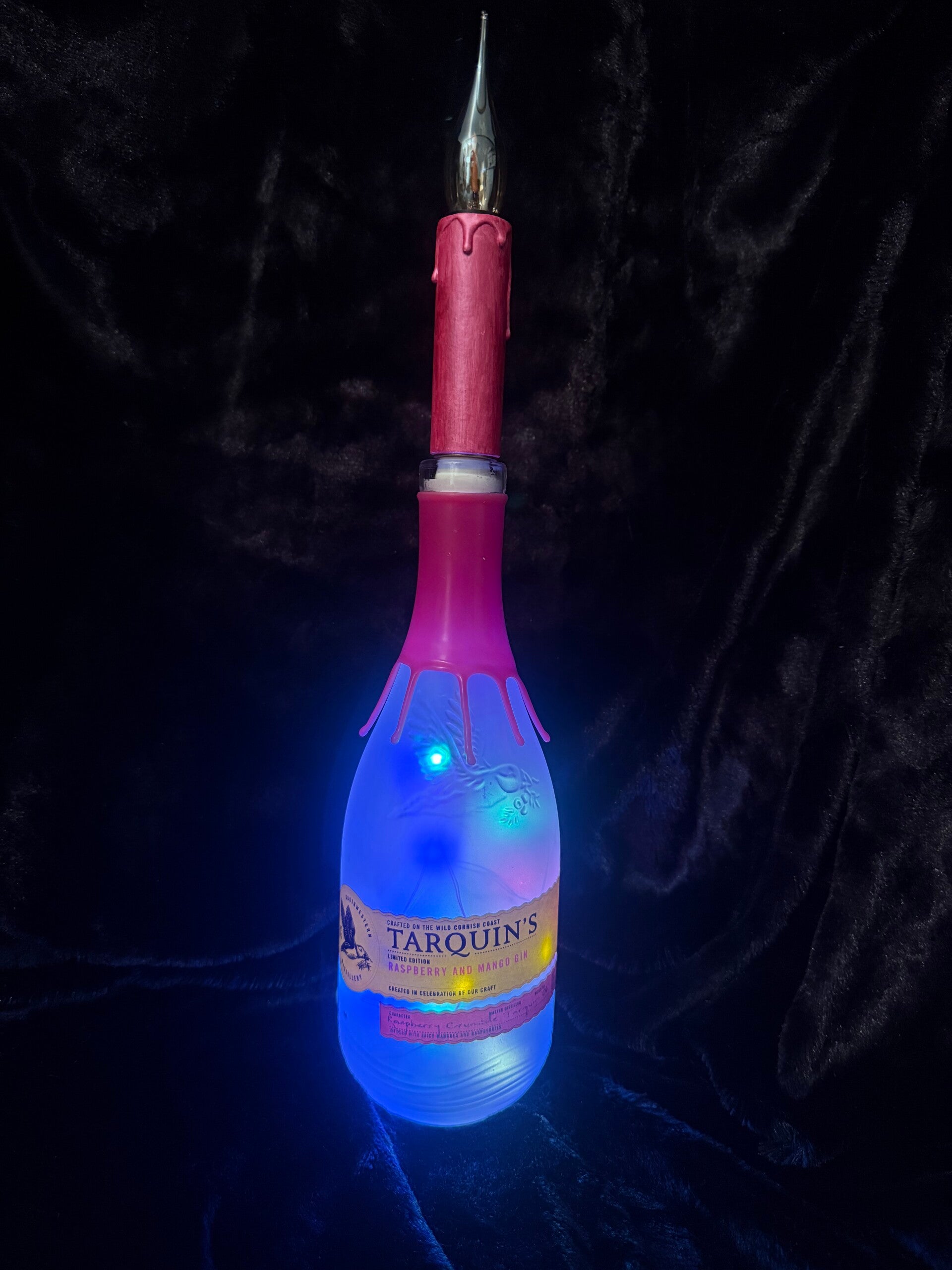 Tarquins Table Lamp in Pink