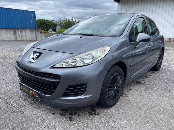PEUGEOT 207 1.4 HDi 70ch  Active
