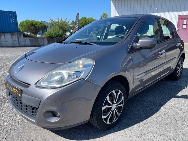 RENAULT Clio 3 1.2 16V 75 Zen Collection