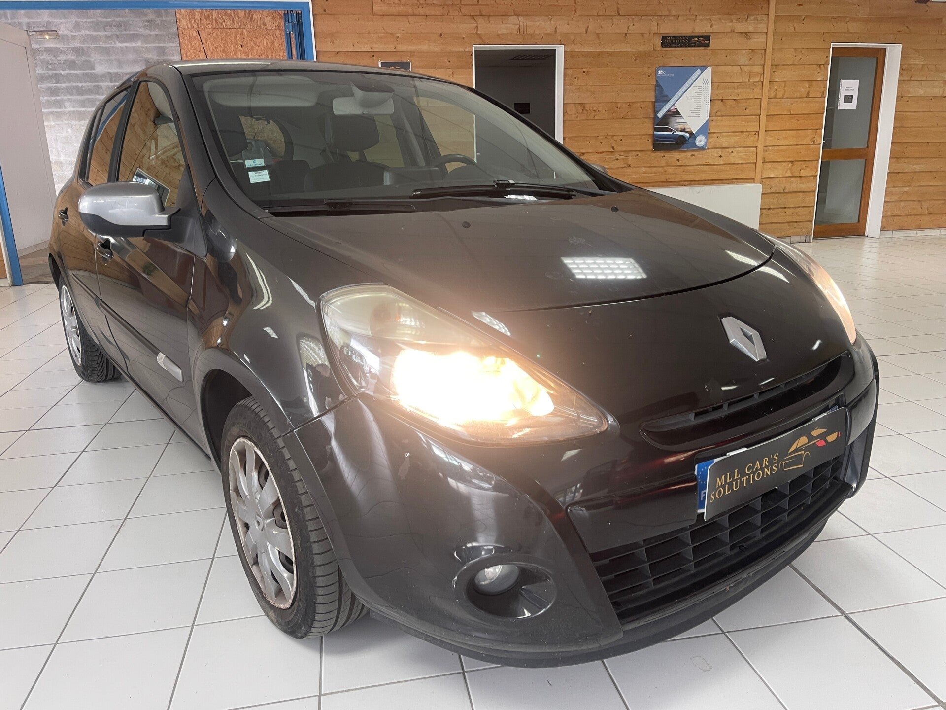 RENAULT Clio 3 dCi 85 98g eco2 Night&Day