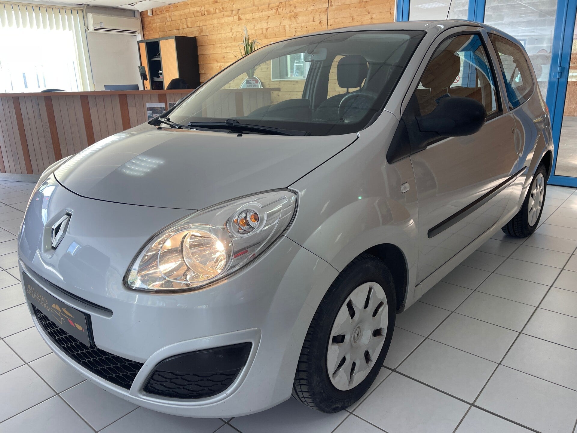 RENAULT Twingo 2 1.2 LEV 16v 75 eco2 Authentique