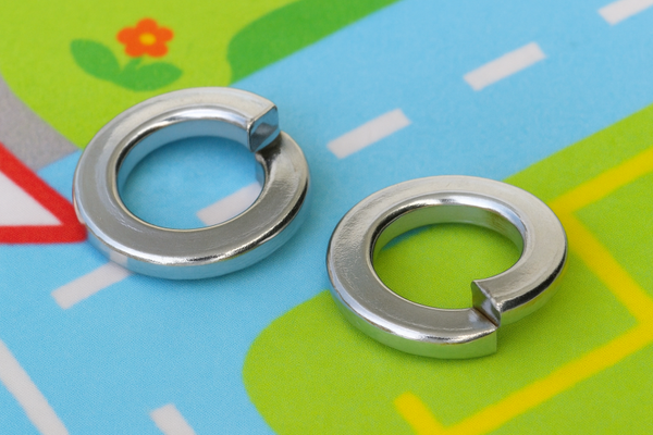 Veerringen M5 – Verchroomd Staal (25 stuks)