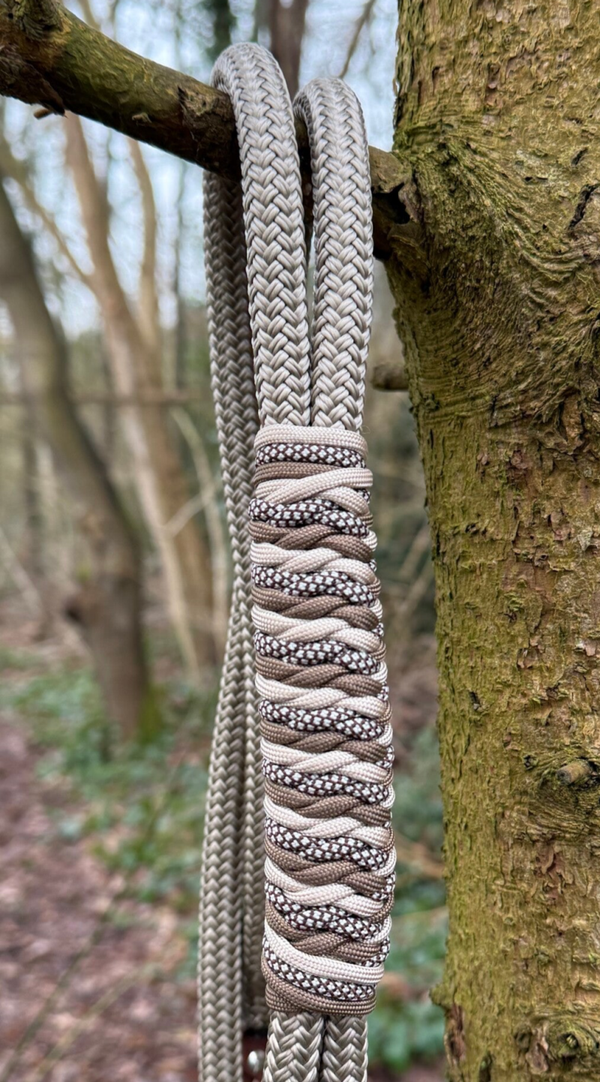 Verstelbare neckrope beige