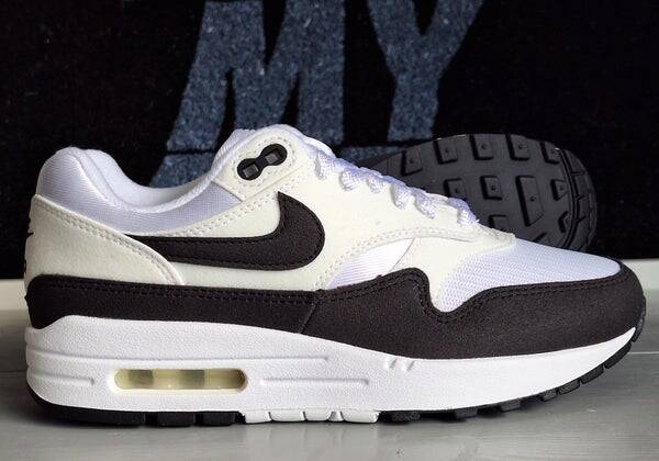 Nike air max 1 - white & black 36.5