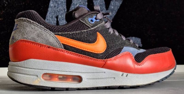 Nike air max 1 - black hyper crimson