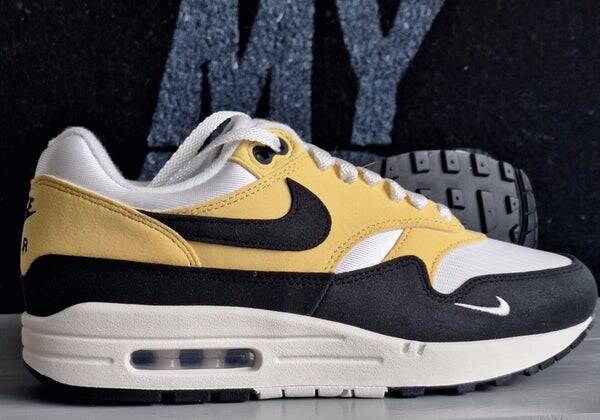 Nike air max 1 - saturn gold 40