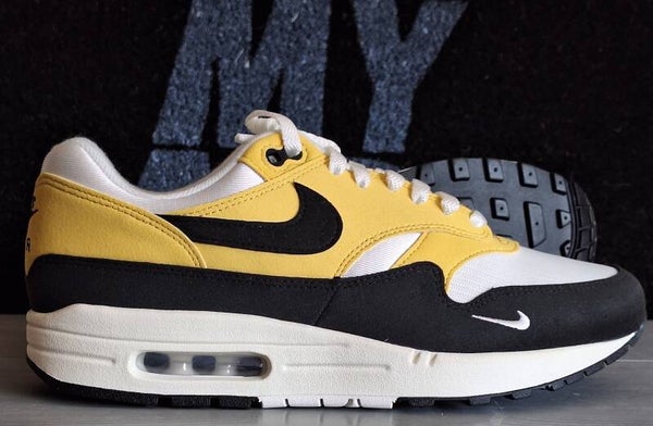 Nike air max 1 -  saturn gold 37.5