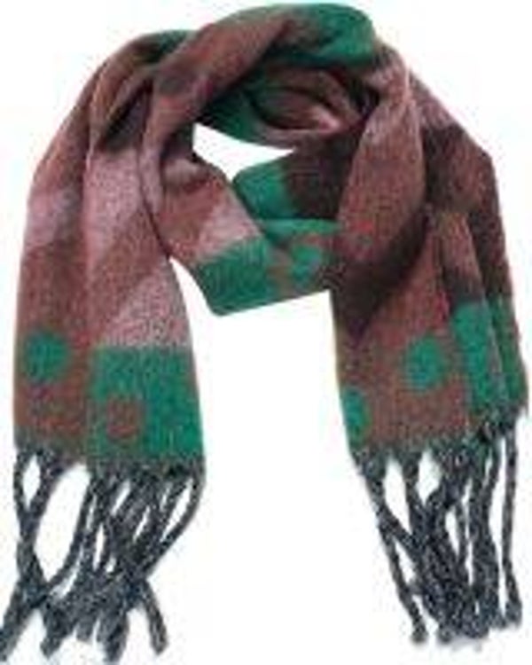 Warm & Soft: Gebreide Wintersjaal met Aardetinten 4
