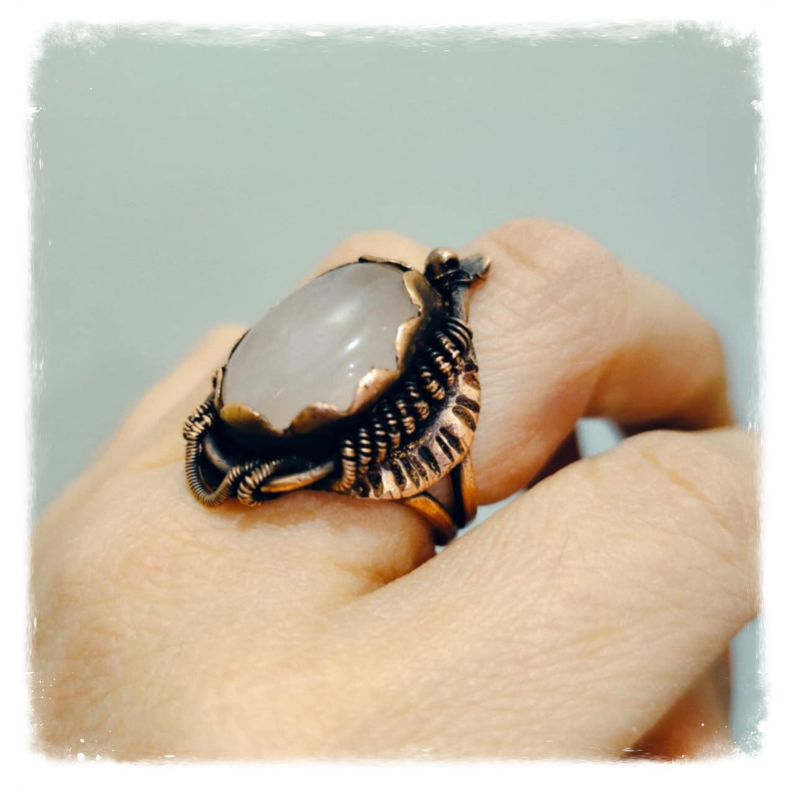 Rose quartz Antique copper ring