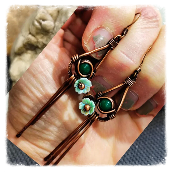 Handgemachte Kupfer Ohrringe, Grüner Achat, Floraler Kristall