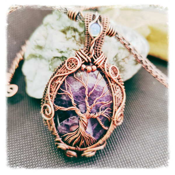 Tree of Life Copper pendant with natural amethyst