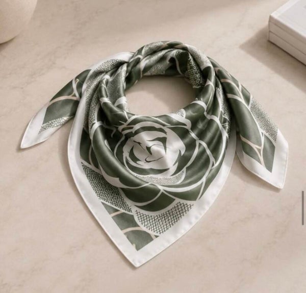 Decoratieve sjaal - Olive Flower