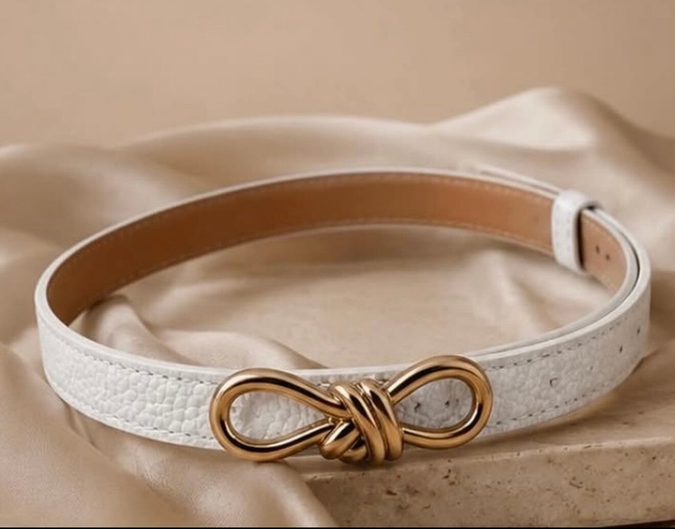 Witte Leren Riem