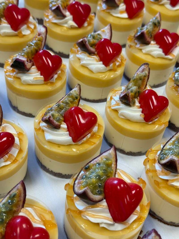 🤍 Witte chocolade cheesecake met passievruchten curd 🤍