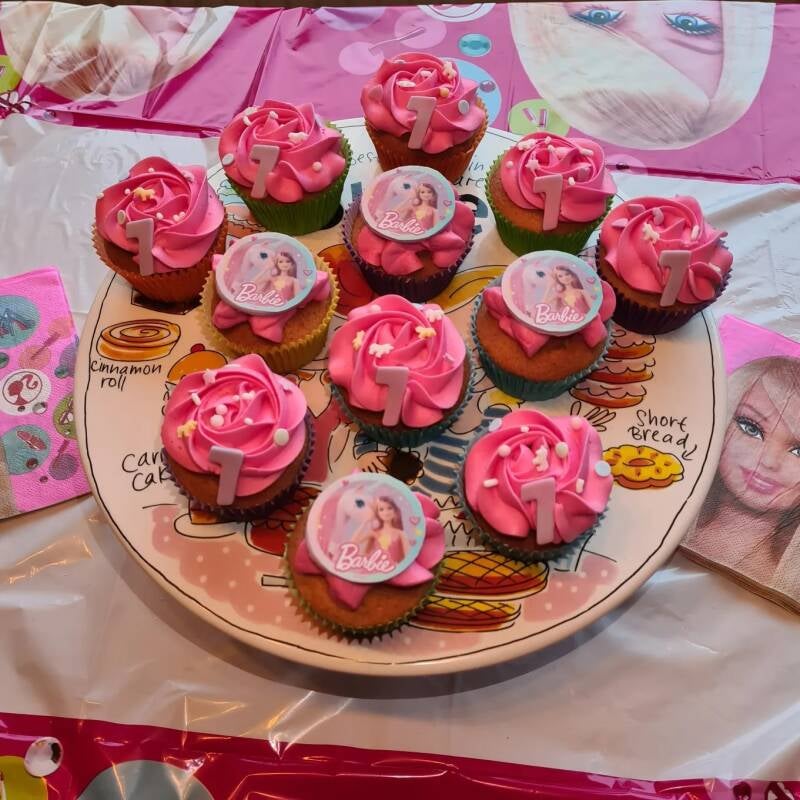 barbiecupcakes-2.jpg