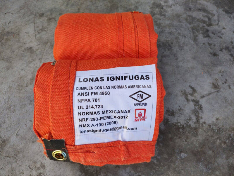 Lona Ignifuga de Fibra de vidrio, resiste altas temperaturas, escoria de metal fundiso, salpicadura y chispa de soldadura 