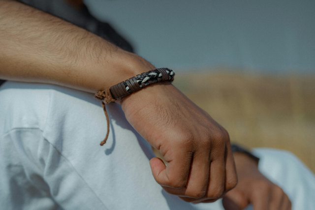The sacred provider. Free ebook about How men can give without losing themselves