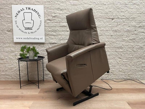ZGAN De Toekomst sta op stoel XS relax fauteuil staopstoel